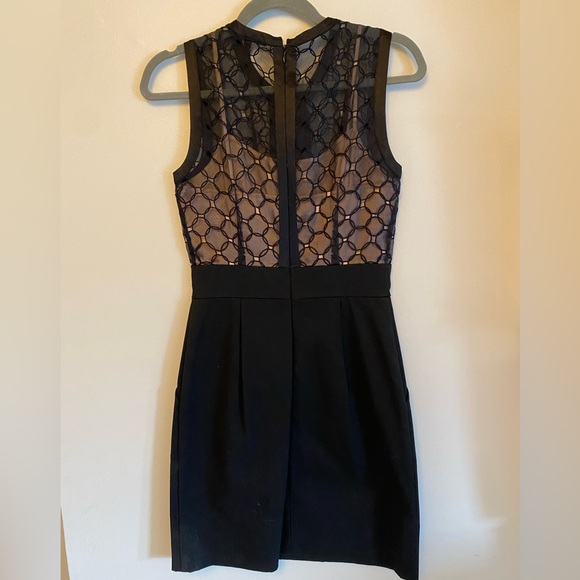BCBG maxazria tuxedo style lace top with liner and pencil skirt - Picture 2 of 4